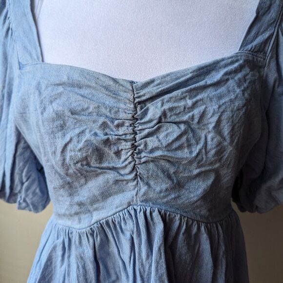 Old Navy Chambray Puff-Sleeve Waist-Defined Top Medium - Picture 3 of 4